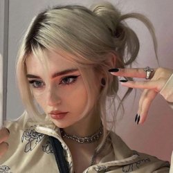 عکس 𝐌𝐢𝐧𝐚`