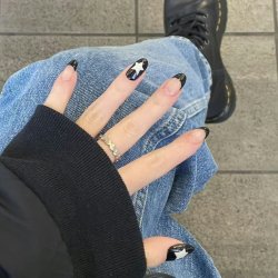 عکس LISA